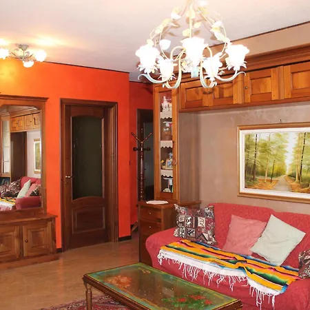 Donnas Apartment *